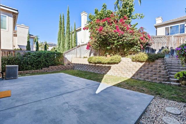 Image 22 of 47 For 230 Venetia Way