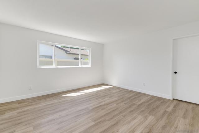 531 Bluffview Rd, Spring Valley CA: https://media.crmls.org/mediaz/273dea68-da3d-46e6-ac20-aa11bd2e5b8f.jpg