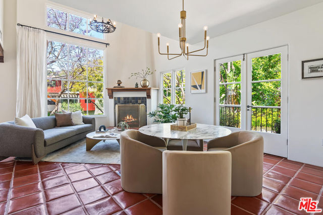 1414 N Harper Avenue, West Hollywood CA: https://media.crmls.org/mediaz/273e1f7f-d215-408d-bd73-d76b90b8d020.jpg
