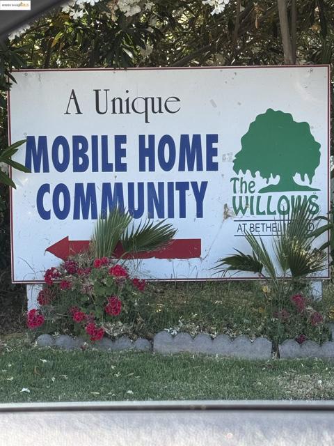 343 Alcott Ct, Bethel Island CA: https://media.crmls.org/mediaz/27415739-af44-473f-8b7a-aea0be7f0f07.jpg