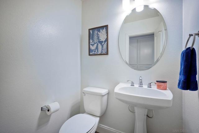 Image 17 of 29 For 16903 New Rochelle Way  91