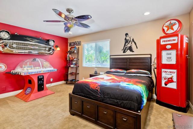 16879 Saint Andrews Drive, Poway CA: https://media.crmls.org/mediaz/2744c4cc-02b0-481d-9862-6cc8b279dce9.jpg