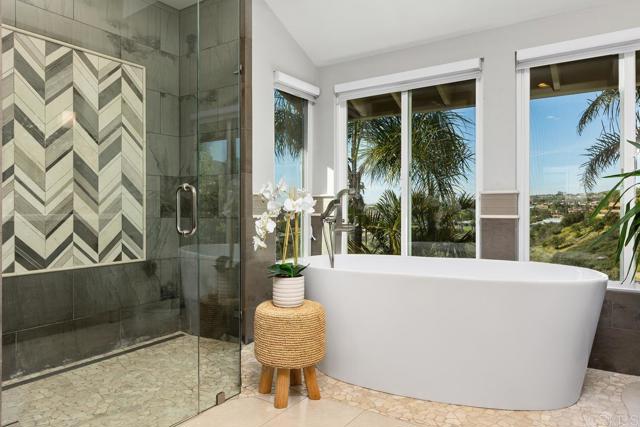 Detail Gallery Image 31 of 44 For 13822 Camino Del Suelo, San Diego,  CA 92129 - 4 Beds | 3 Baths