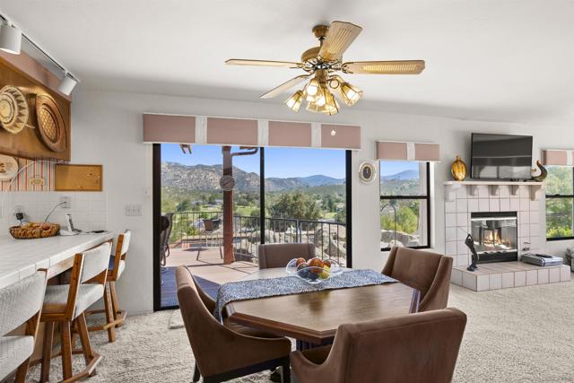 15519 Calistoga Dr., Ramona CA: https://media.crmls.org/mediaz/27455245-d5ee-4374-b858-dbdede34228d.jpg