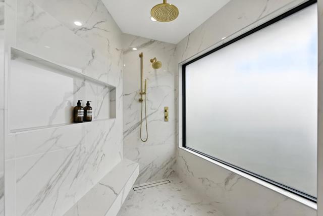 1 Lewis Ranch Road, San Carlos CA: https://media.crmls.org/mediaz/27459f9f-ad10-460b-bb55-c1cc1adbb2c0.jpg