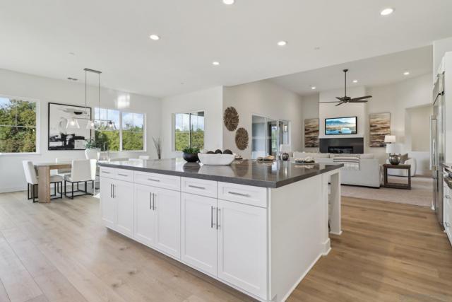 29527 Viking View Ln, Valley Center CA: https://media.crmls.org/mediaz/2746a965-cc2d-432a-a6dc-c287a0d69933.jpg
