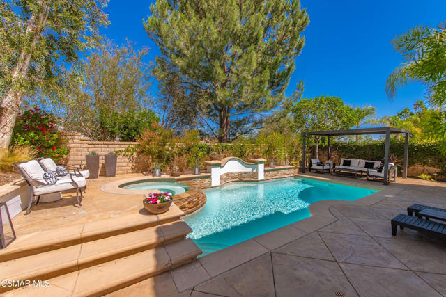 976 Blackbourne, Oak Park CA: https://media.crmls.org/mediaz/274720ec-ceac-497c-9b5b-1e4bd0311a01.jpg