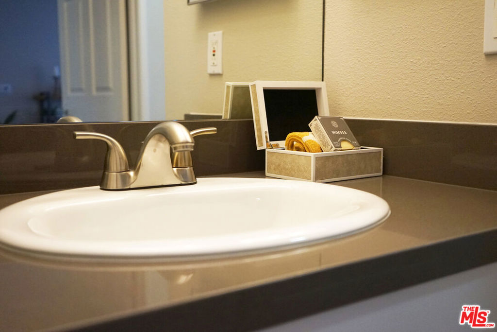 MLS #25594277 image #18