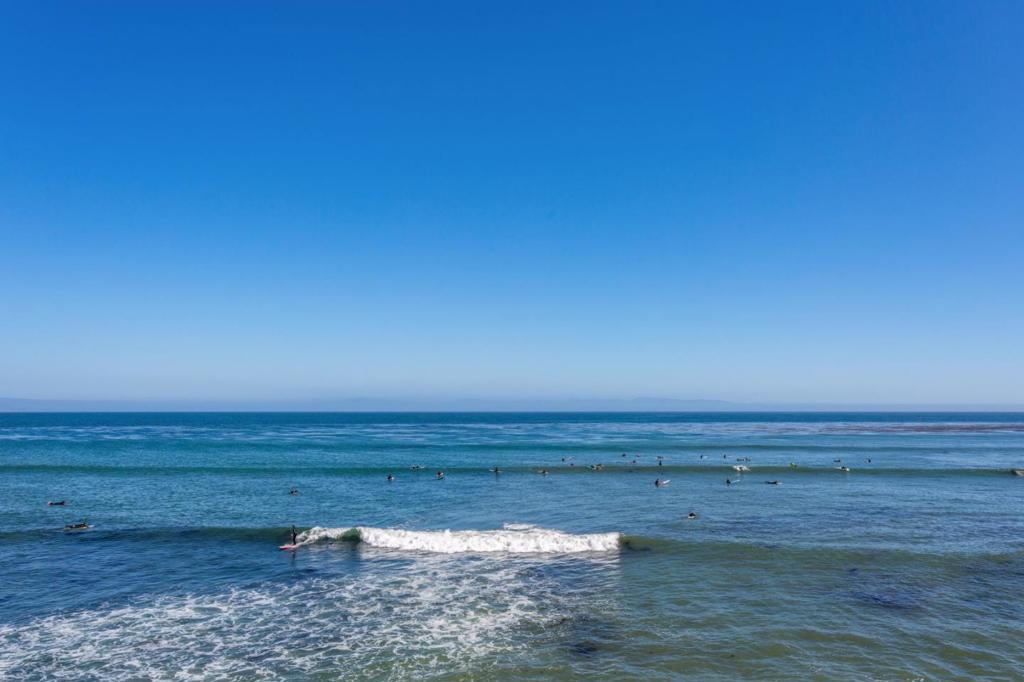 https://media.crmls.org/mediaz/2749d04b-7987-474f-9d33-436311d88938.jpg?preset=X-Large