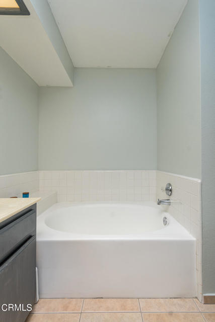 Detail Gallery Image 32 of 51 For 9442 Sylmar Ave #16,  Panorama City,  CA 91402 - 3 Beds | 2/1 Baths