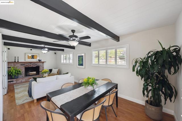 952 Amador St, Richmond CA: https://media.crmls.org/mediaz/274bb06b-4b4a-4d24-ba11-c90d2abb2fe0.jpg
