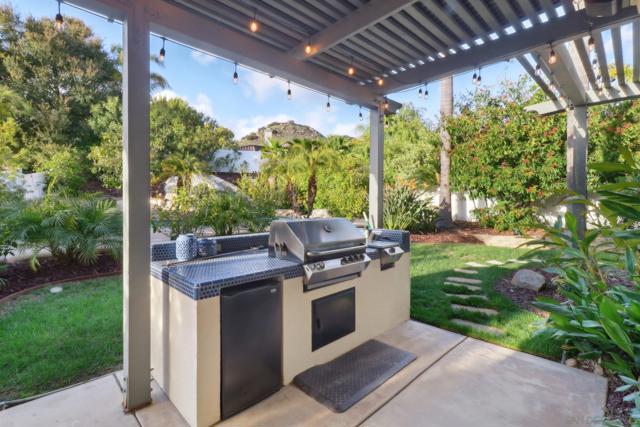 3140 Willow Creek Pl, Escondido CA: https://media.crmls.org/mediaz/274c2462-b7a1-4a11-8c83-9c16067c128d.jpg