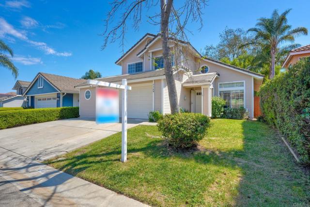 Detail Gallery Image 2 of 39 For 5349 Gooseberry Way, Oceanside,  CA 92057 - 3 Beds | 2/1 Baths