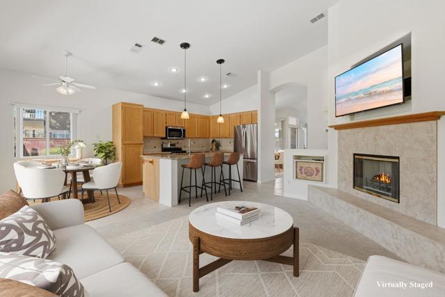 Detail Gallery Image 12 of 51 For 8899 Tobira Drive, Escondido,  CA 92026 - 3 Beds | 2 Baths