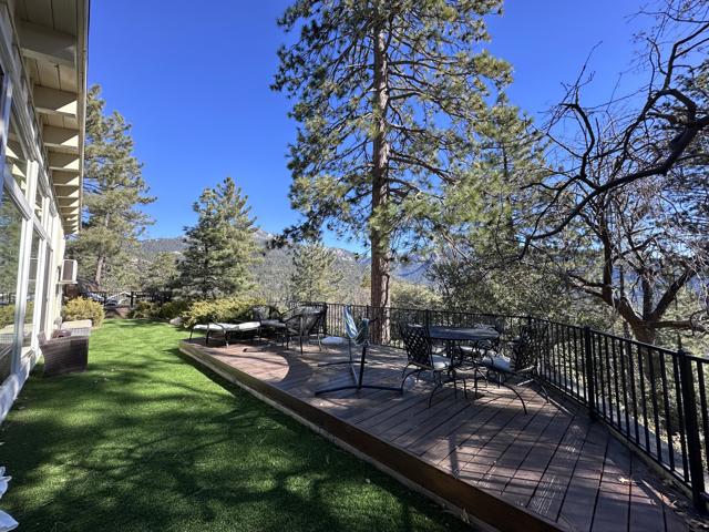25630 Sunrise Drive, Idyllwild CA: https://media.crmls.org/mediaz/274f063a-2177-4d23-9e78-af878318b790.jpg