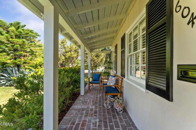 604 N Sunnyslope Avenue, Pasadena CA: https://media.crmls.org/mediaz/27500815-d132-4e4c-8878-f7b9b9c044e1.jpg