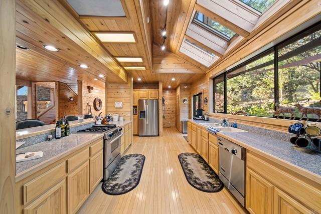 Image 36 of 75 For 24938 Roble Drive