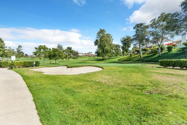 4125 PINDAR Way, Oceanside CA: https://media.crmls.org/mediaz/275044c0-478d-44c2-a353-48dfa91ef452.jpg