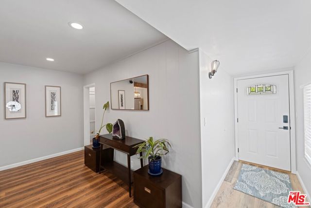5216 Fidler Avenue, Lakewood CA: https://media.crmls.org/mediaz/27505391-2c3a-4286-b9d5-347f73cca1bb.jpg