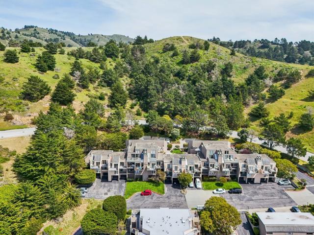 415 Roberts Road, Pacifica CA: https://media.crmls.org/mediaz/2754ff3e-b5dd-47f6-aba0-0c93d75a5f09.jpg
