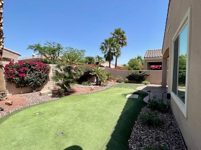 Image 19 of 20 For 81638 Avenida Parito