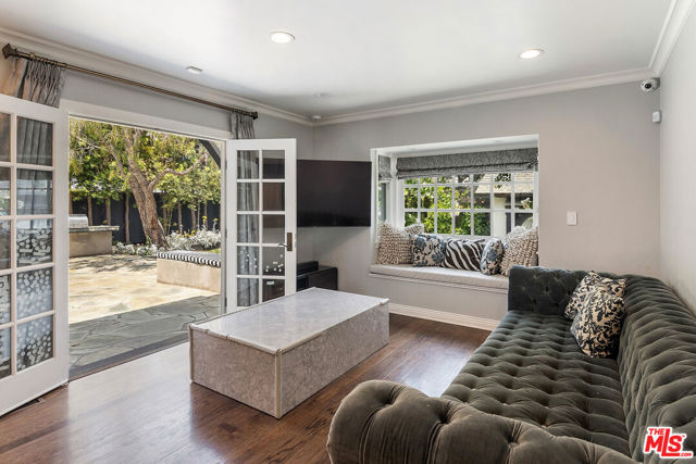 908 Malcolm Avenue, Los Angeles CA: https://media.crmls.org/mediaz/2755660f-e5f9-4966-841d-1ba18133d049.jpg