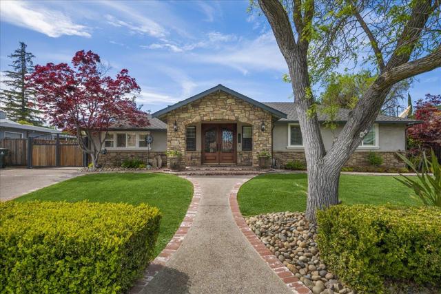 14843 Holden Way, San Jose CA: https://media.crmls.org/mediaz/2755d36e-a4b8-41ef-a5dc-d58cd69ce59c.jpg