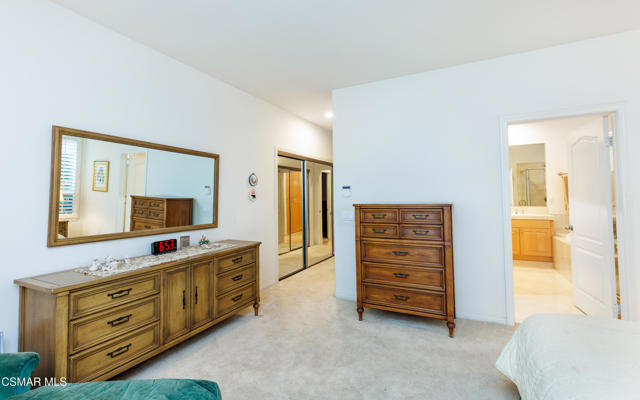 20769 Lugano Way, Porter Ranch CA: https://media.crmls.org/mediaz/275608bf-d5cf-49f1-b341-6d32a7413f7e.jpg