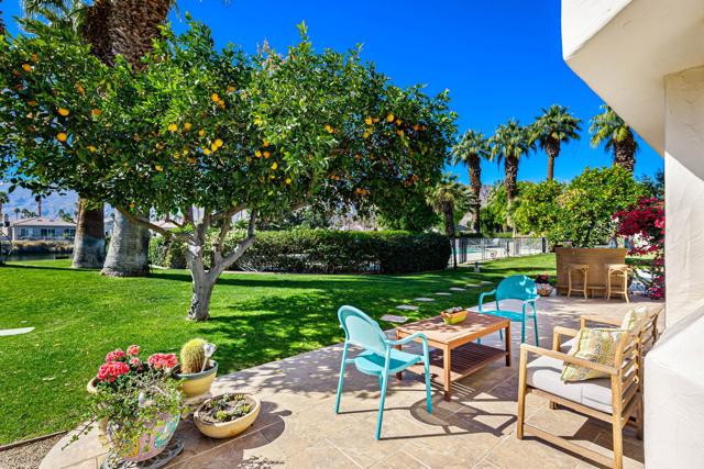 78038 Calle Norte, La Quinta CA: https://media.crmls.org/mediaz/27561832-d278-45f9-92c1-91638df7bea0.jpg