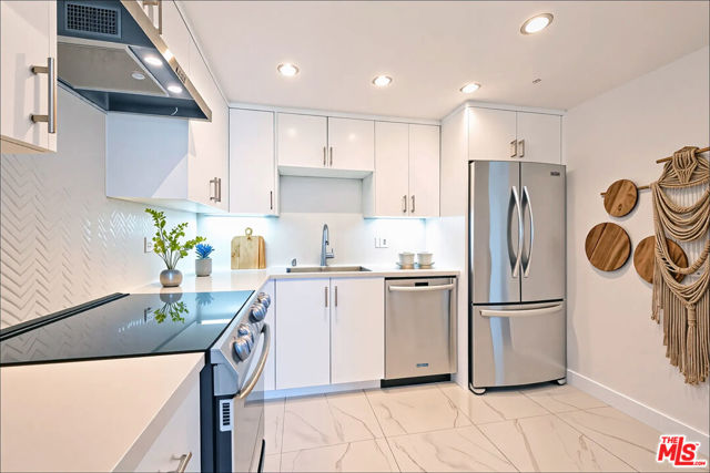 969 Hilgard Avenue, Los Angeles CA: https://media.crmls.org/mediaz/27568209-e4ac-407d-b328-4c7c4d1e9907.jpg