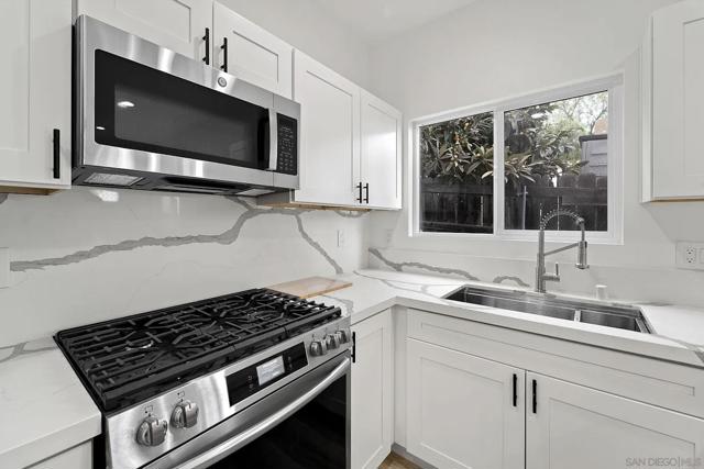 7229 Mohawk St, San Diego CA: https://media.crmls.org/mediaz/2758113d-211e-4c1b-a0e1-d4237bf1cb1a.jpg