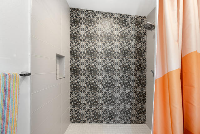 7852 Pinon Drive, Yucca Valley CA: https://media.crmls.org/mediaz/275881ac-e91c-43c2-983b-4ec8d32e286a.jpg