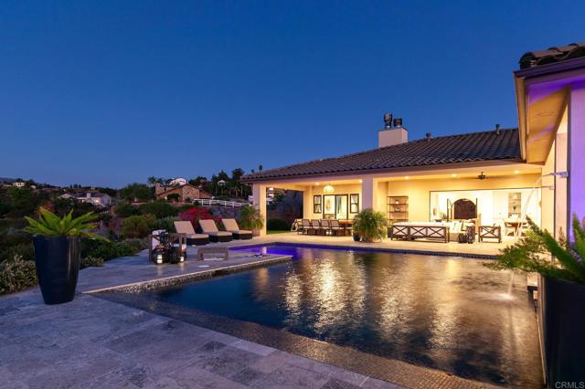 328 AMY WAY, Alpine CA: https://media.crmls.org/mediaz/2758e161-1b3c-49ec-a5c0-91e39b1727b8.jpg