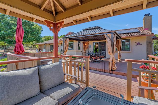 19225 Reavis Way, Salinas CA: https://media.crmls.org/mediaz/27593256-6433-427c-bc73-ad93c97a1601.jpg