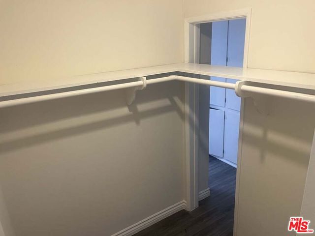 1834 Thayer Avenue, Los Angeles CA: https://media.crmls.org/mediaz/275a0027-3134-426a-8e4a-9a28515ffec2.jpg