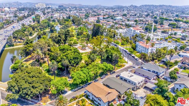 2038 Hollenbeck Drive, Los Angeles CA: https://media.crmls.org/mediaz/275a31b9-6a1c-40fe-9b89-9a9a3215efd6.jpg