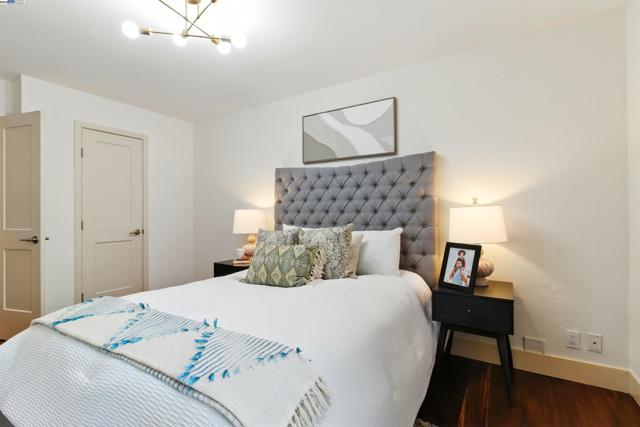 2673 Velvet Way, Walnut Creek CA: https://media.crmls.org/mediaz/275a67b9-b034-412b-a3ee-146c5b2a9197.jpg