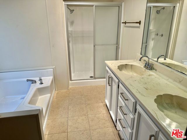 2601 E Victoria Street, Rancho Dominguez CA: https://media.crmls.org/mediaz/275bab30-b692-4c91-a94b-3ad3d477ef6c.jpg