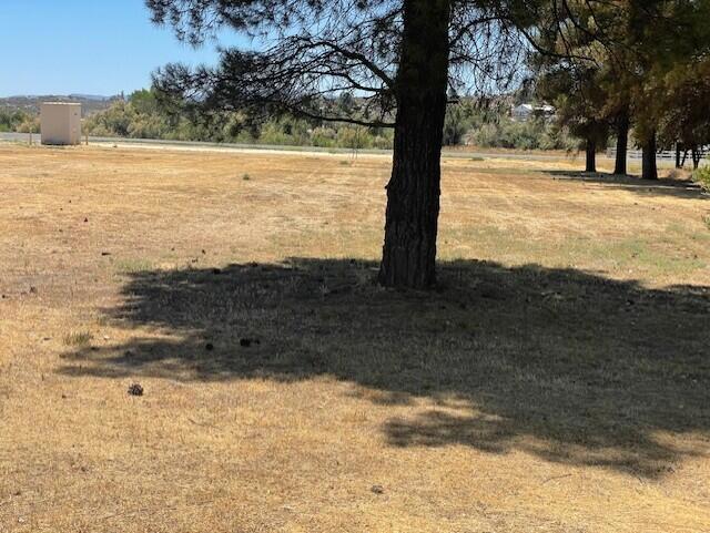 49275 Flightline Way, Aguanga CA: https://media.crmls.org/mediaz/275bb3f7-d382-416d-894a-6c74575d2791.jpg