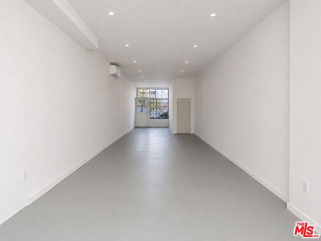 14426 Friar Street photo 17