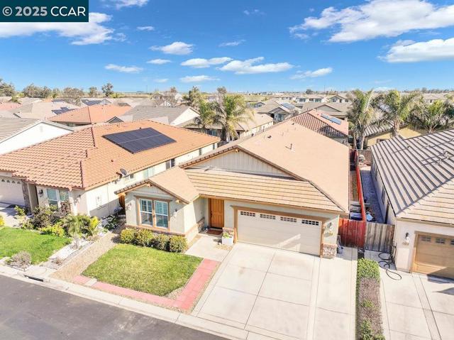 9956 Pyramid, Discovery Bay CA: https://media.crmls.org/mediaz/275c9156-7cc8-4c5b-add4-b43ab0b121b0.jpg