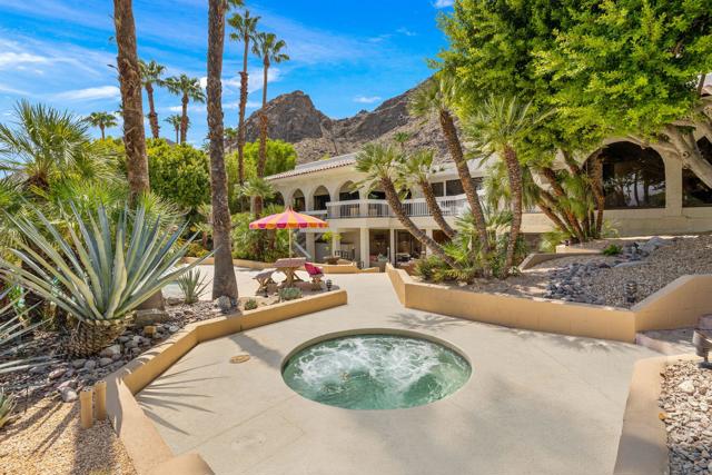 70663 Oroville Circle, Rancho Mirage CA: https://media.crmls.org/mediaz/275d2230-966f-424b-980f-cd7f15d53675.jpg