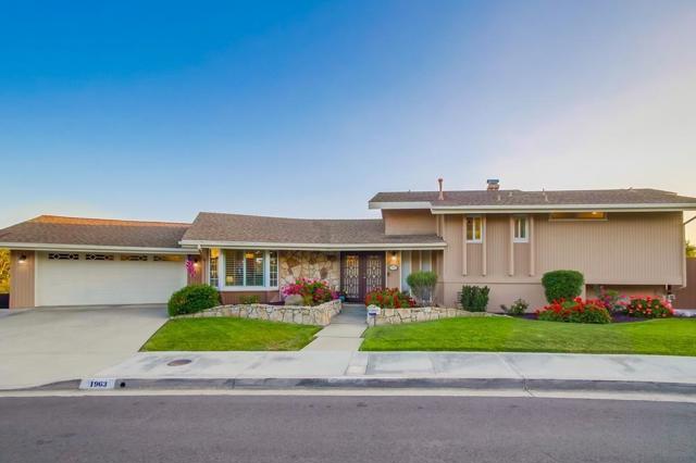 1963 Hacienda Circle, El Cajon CA: https://media.crmls.org/mediaz/275e8fe5-c1cb-45f6-9d4d-63f25b8b3d4a.jpg