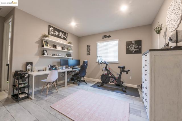 5132 Kevin PL, Rohnert Park CA: https://media.crmls.org/mediaz/27613305-1c07-42a6-86bb-8a5042daf62a.jpg