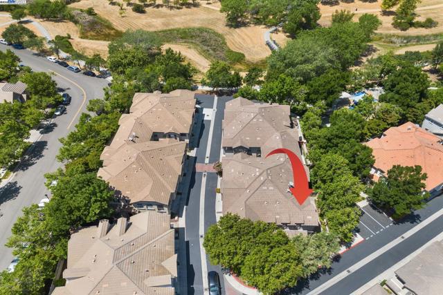 161 W Luna Loca Ln, Mountain House CA: https://media.crmls.org/mediaz/27613496-1bda-4434-b176-ddf0645484cd.jpg
