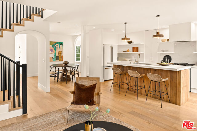 Image 16 of 43 For 3128 Stanford Avenue