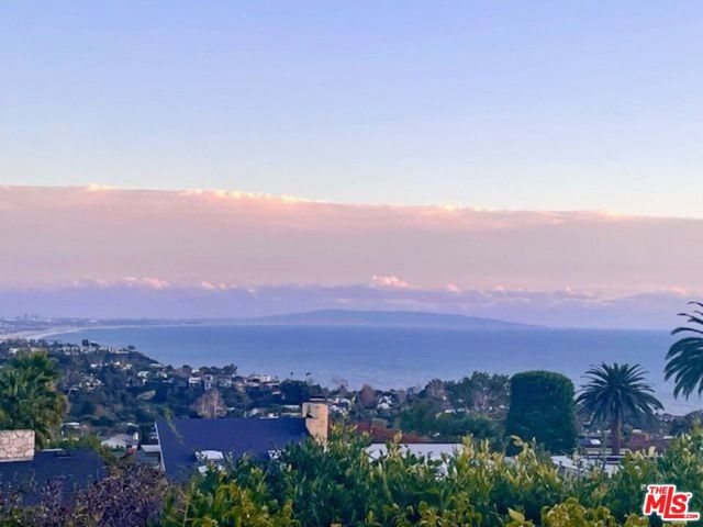 Drew Fenton | 16906 Enchanted Place Pacific Palisades CA | MLS: 7423090