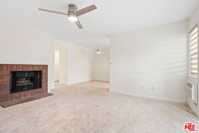 2638 S Barrington Avenue, Los Angeles CA: https://media.crmls.org/mediaz/27614f95-0daa-429d-9598-48ced39bbd7f.jpg