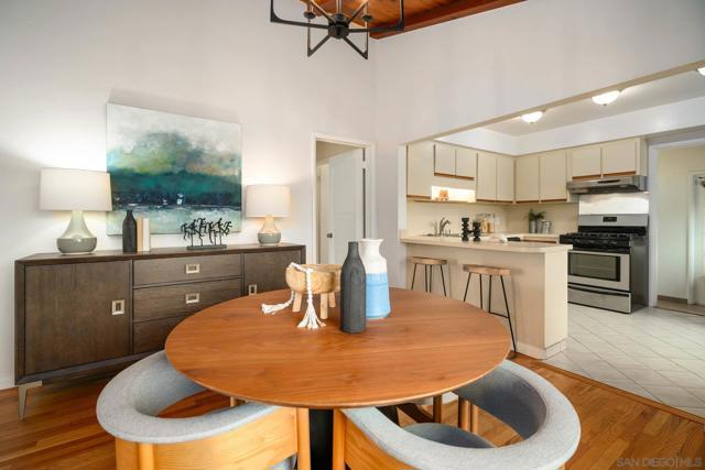 3537 Addison St, San Diego CA: https://media.crmls.org/mediaz/27626f83-302a-40d1-b10d-9f455aab81d8.jpg