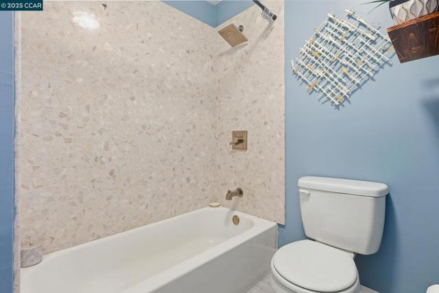 1700 Gough St, San Francisco CA: https://media.crmls.org/mediaz/2762a5b9-349e-4af1-bc22-51b30312ac16.jpg